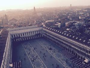 12202153_10153124193886820_1336596212_n