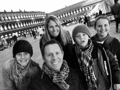 12205025_10153124616316820_1162714382_n